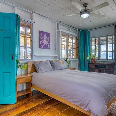 Saigon Bay Bed & Breakfast Bocas Town Ngoại thất bức ảnh
