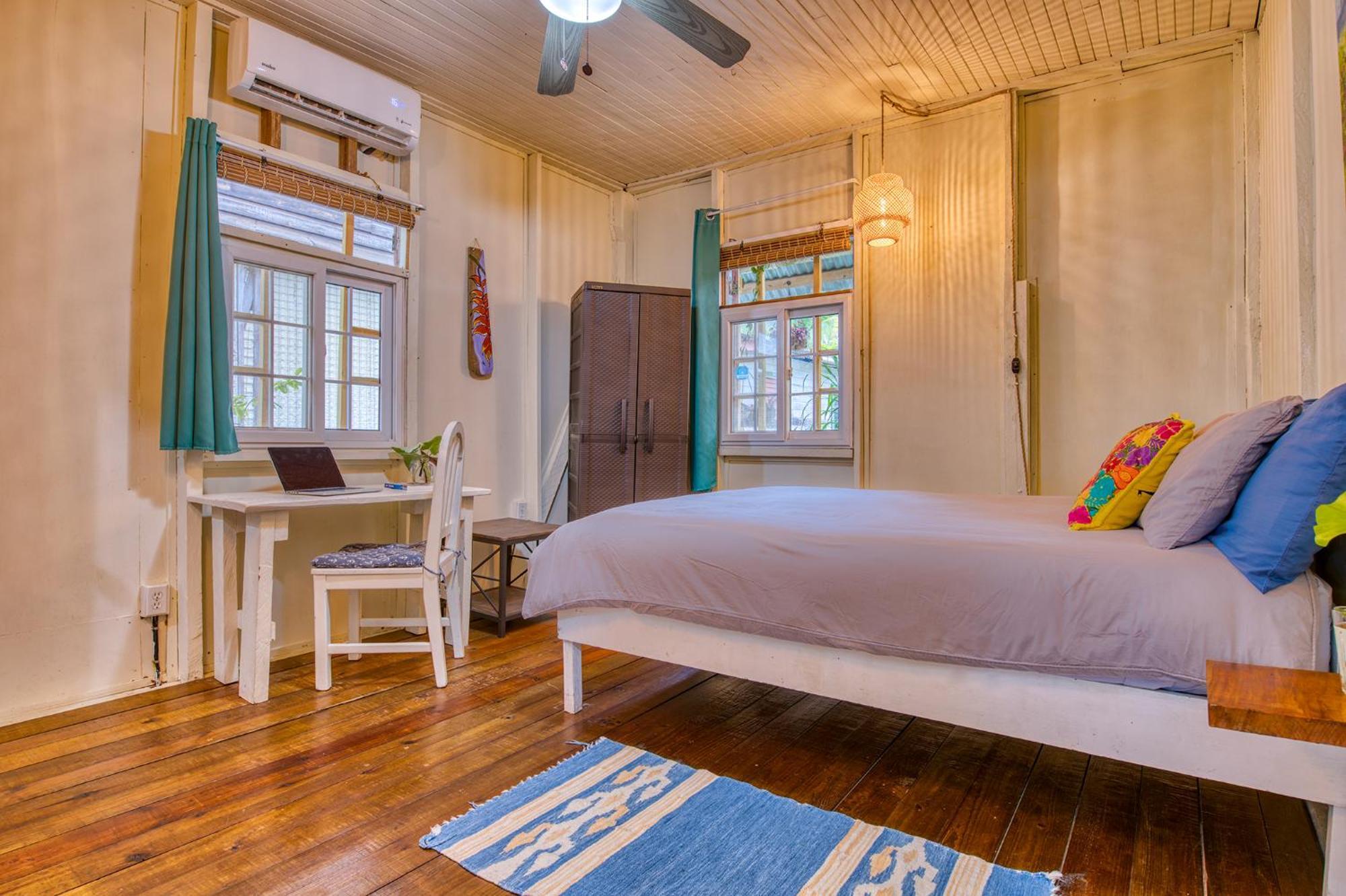 Saigon Bay Bed & Breakfast Bocas Town Ngoại thất bức ảnh