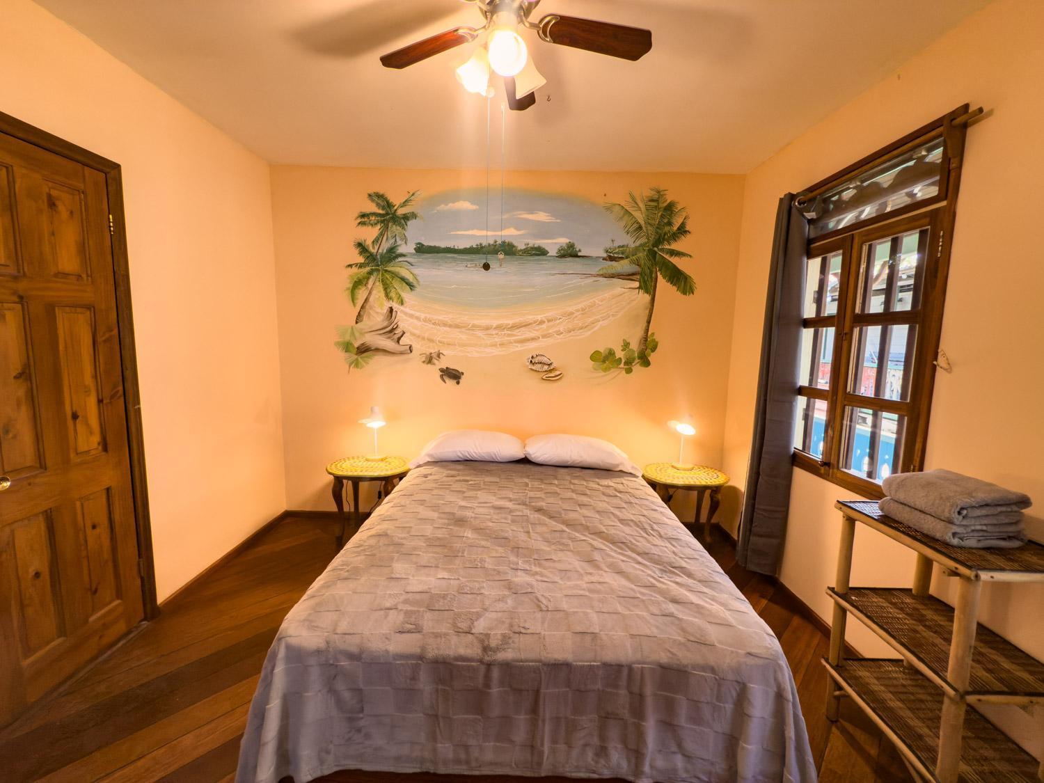 Saigon Bay Bed & Breakfast Bocas Town Phòng bức ảnh